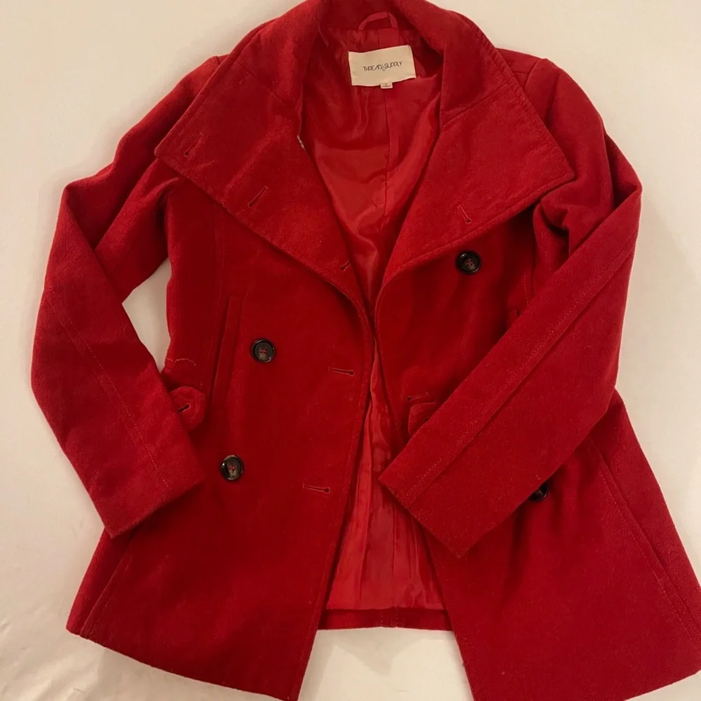 Red jacket - Picture 1 of 2